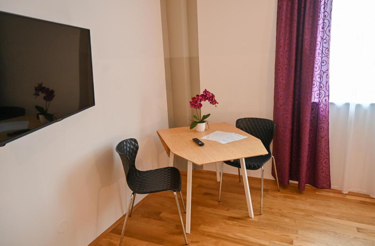 Backpacker Apartment Naschmarkt Wien Ngoại thất bức ảnh